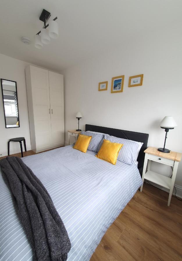 One Bed Apartment With Sofa Bed 랜디드노 외부 사진